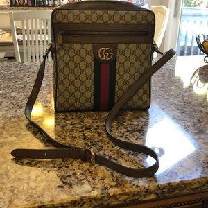 Gucci Ophidia medium messenger bag